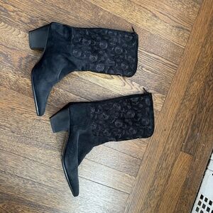 Warren Edwards Brand new - black suede, calf high boots with embroidery, size 39